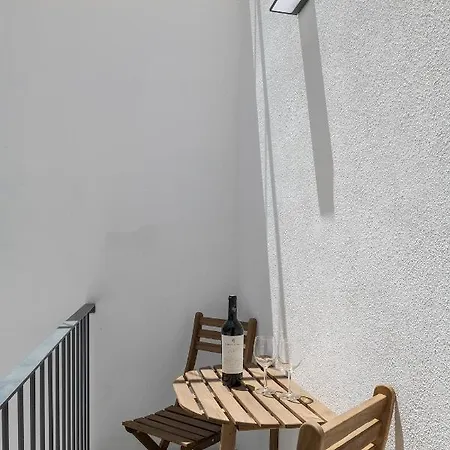 Peixeira Studios And Apartments Lisbon Exterior photo